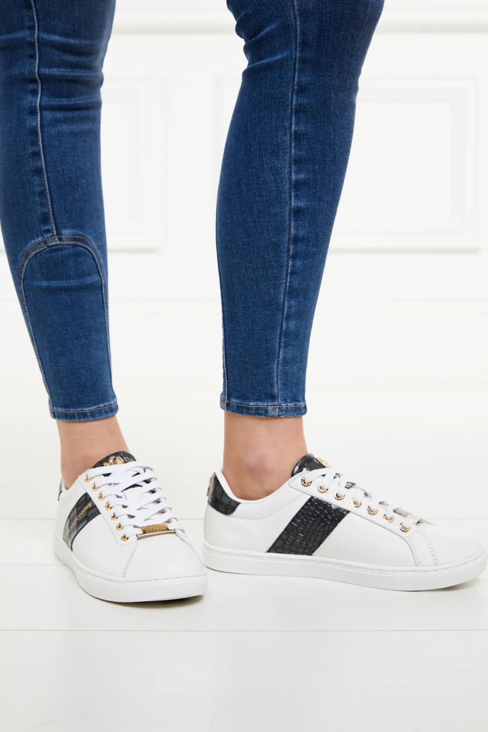 Knightsbridge Court Trainer